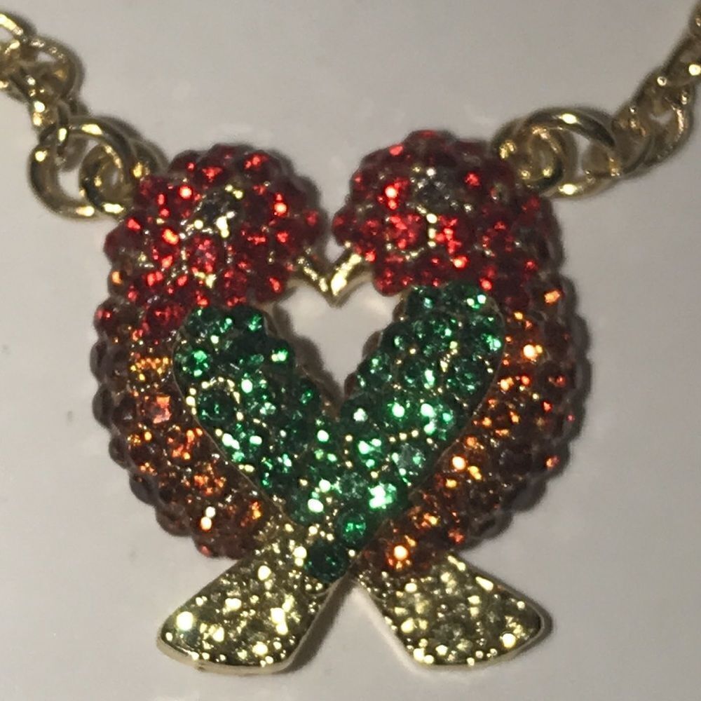 NWT Charter Club colourful loving birds gold tone 16”-18”necklace